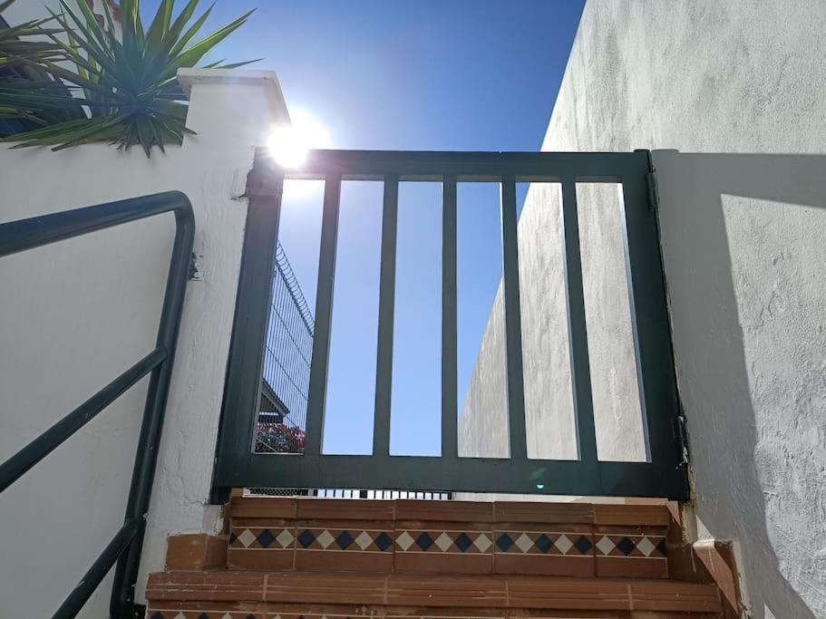 Habitacion En Un Bajo 2 Camas Individual Casa Compartida Abades  外观 照片